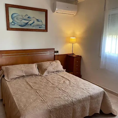 Salvador Villa *